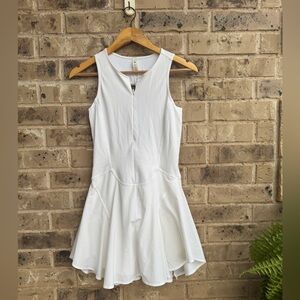 Lululemon Athletica Skort White Mini Dress size 6